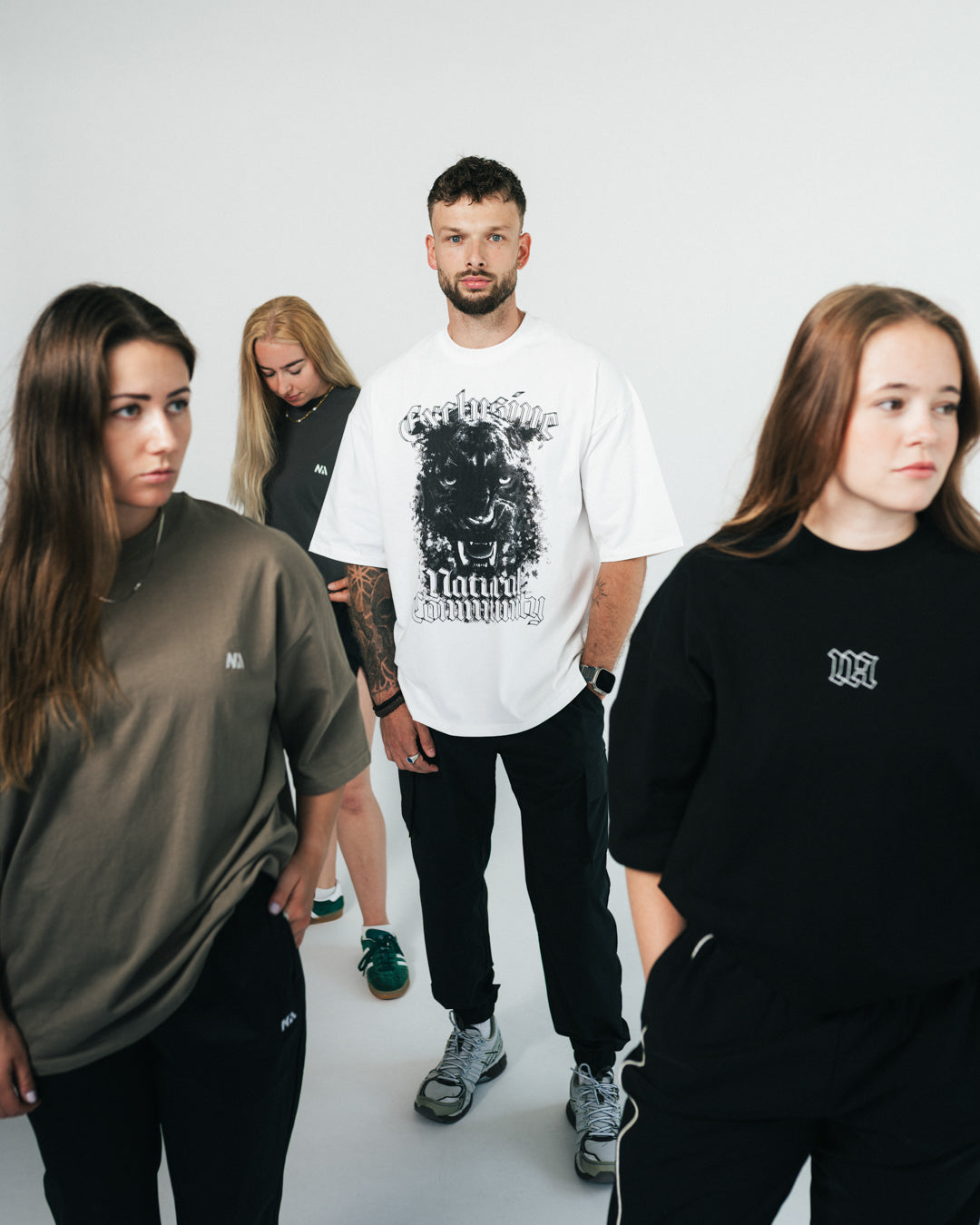 Exclusive Natural Community - T-shirts - White