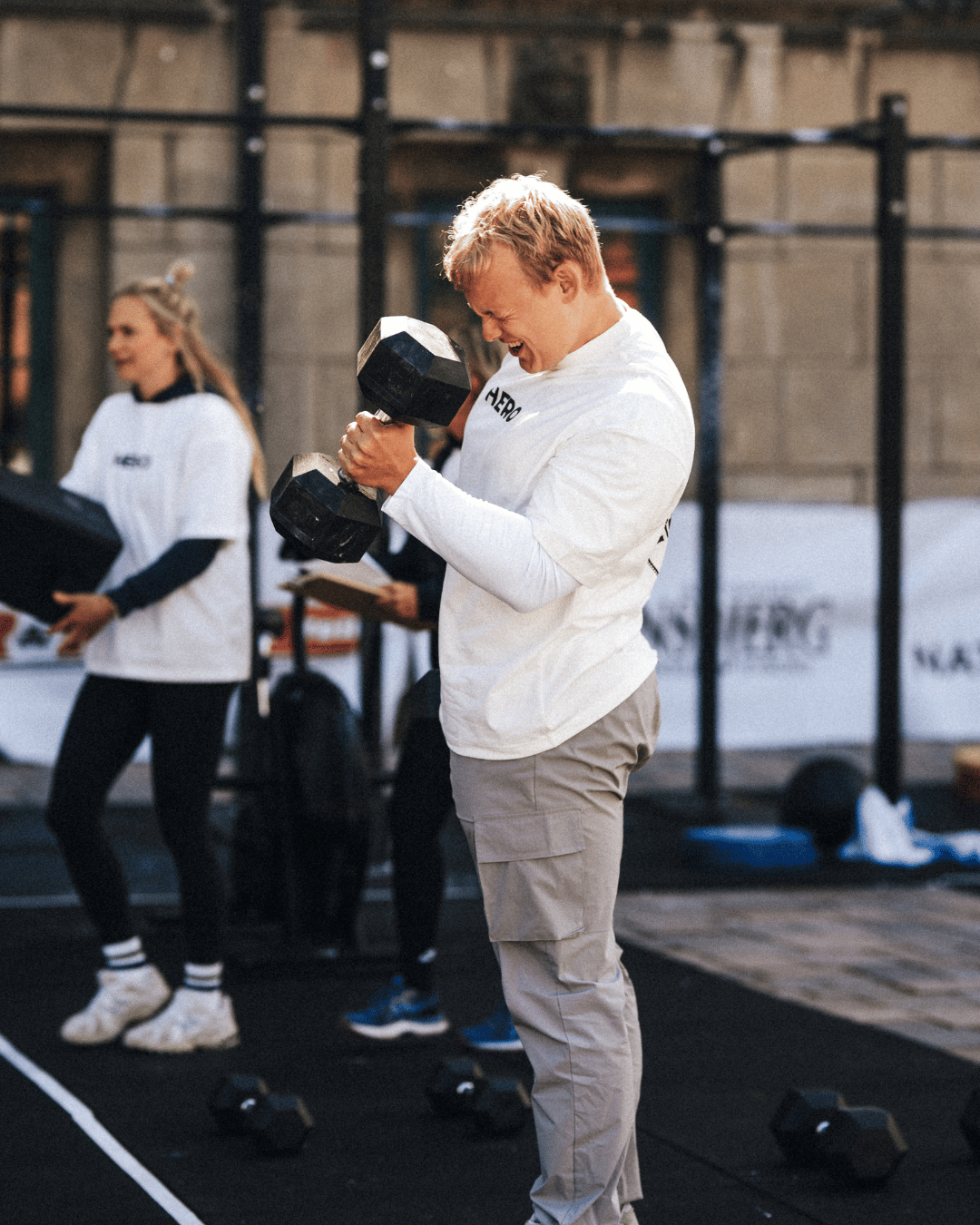 Hvordan træner du bedst dine biceps og triceps?