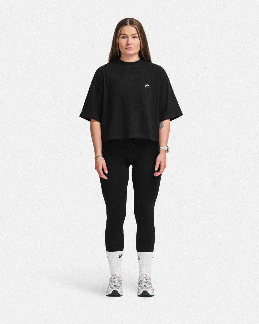 Cropped oversized tee fra Naturlig Atlet