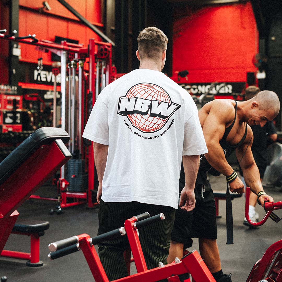 NBW x NA – Übergroßes T-Shirt